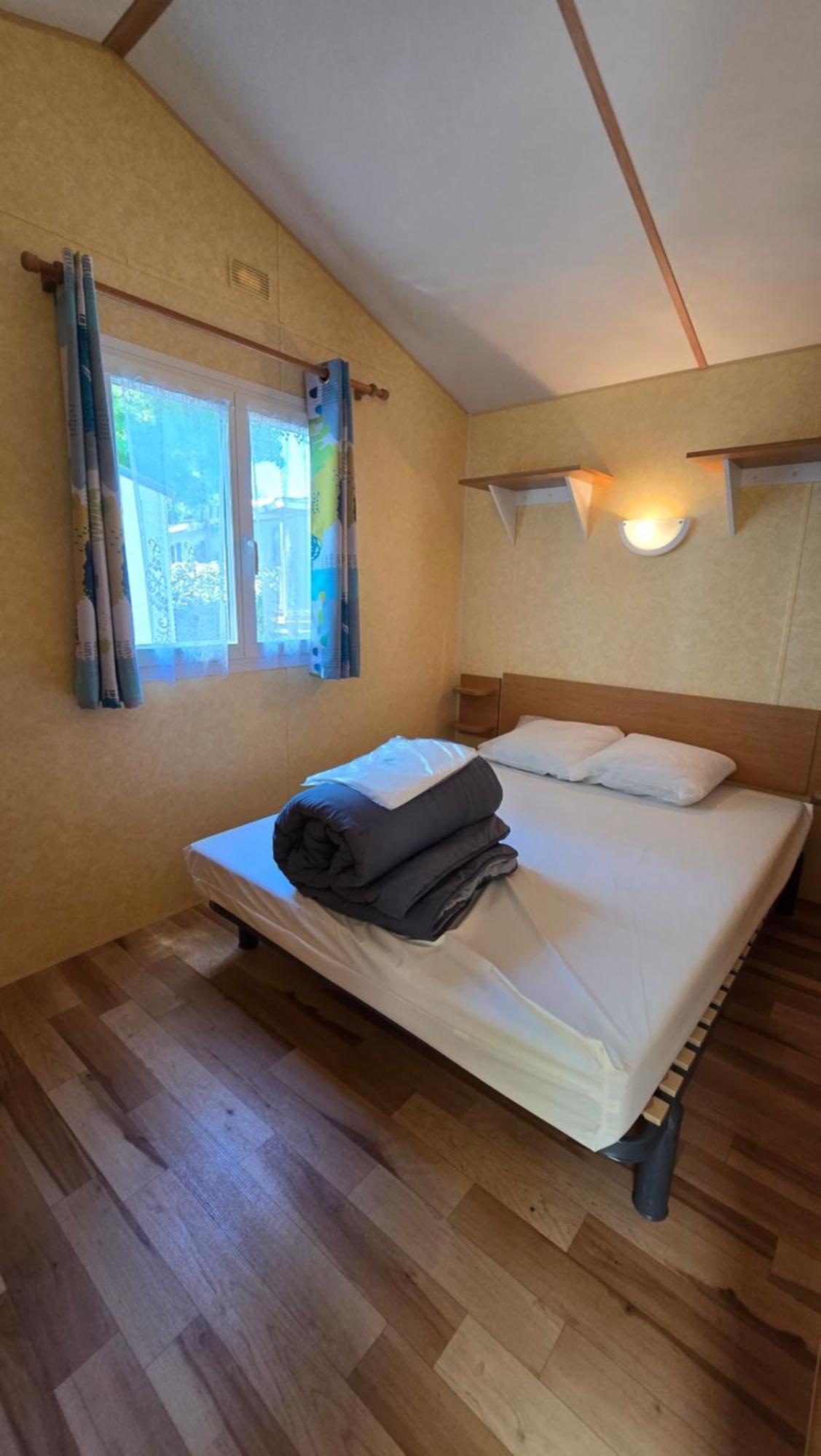 Camping Les Mancellieres Avrille  Room photo