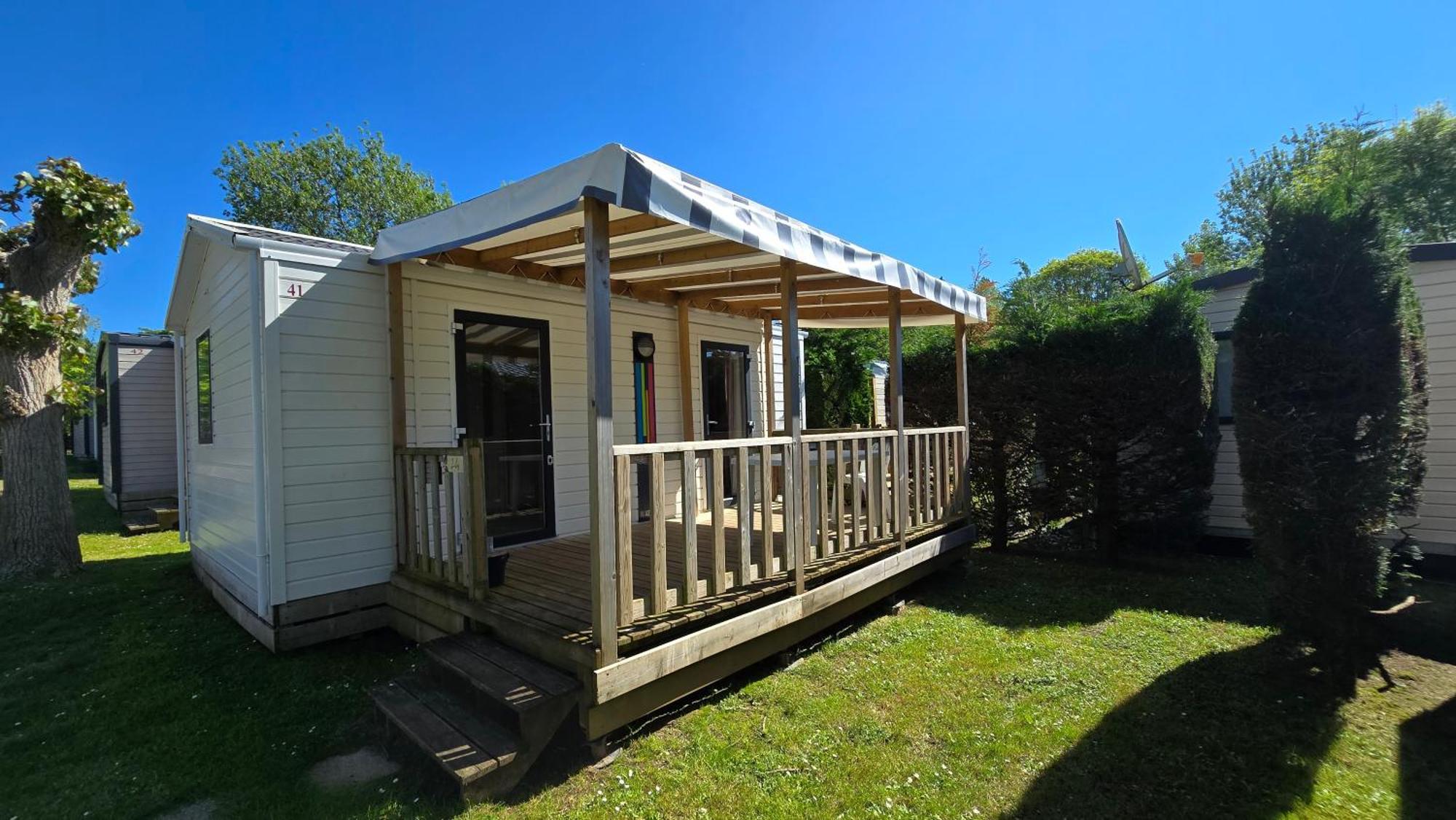 Camping Les Mancellieres Avrille  Exterior photo