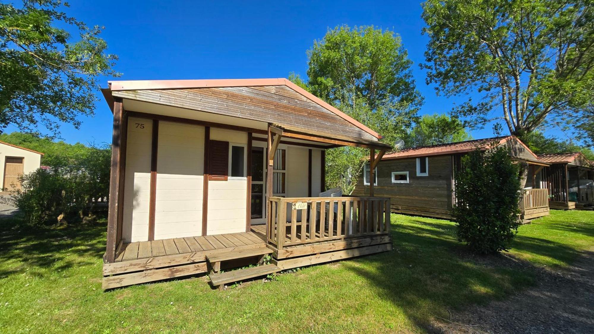 Camping Les Mancellieres Avrille  Exterior photo