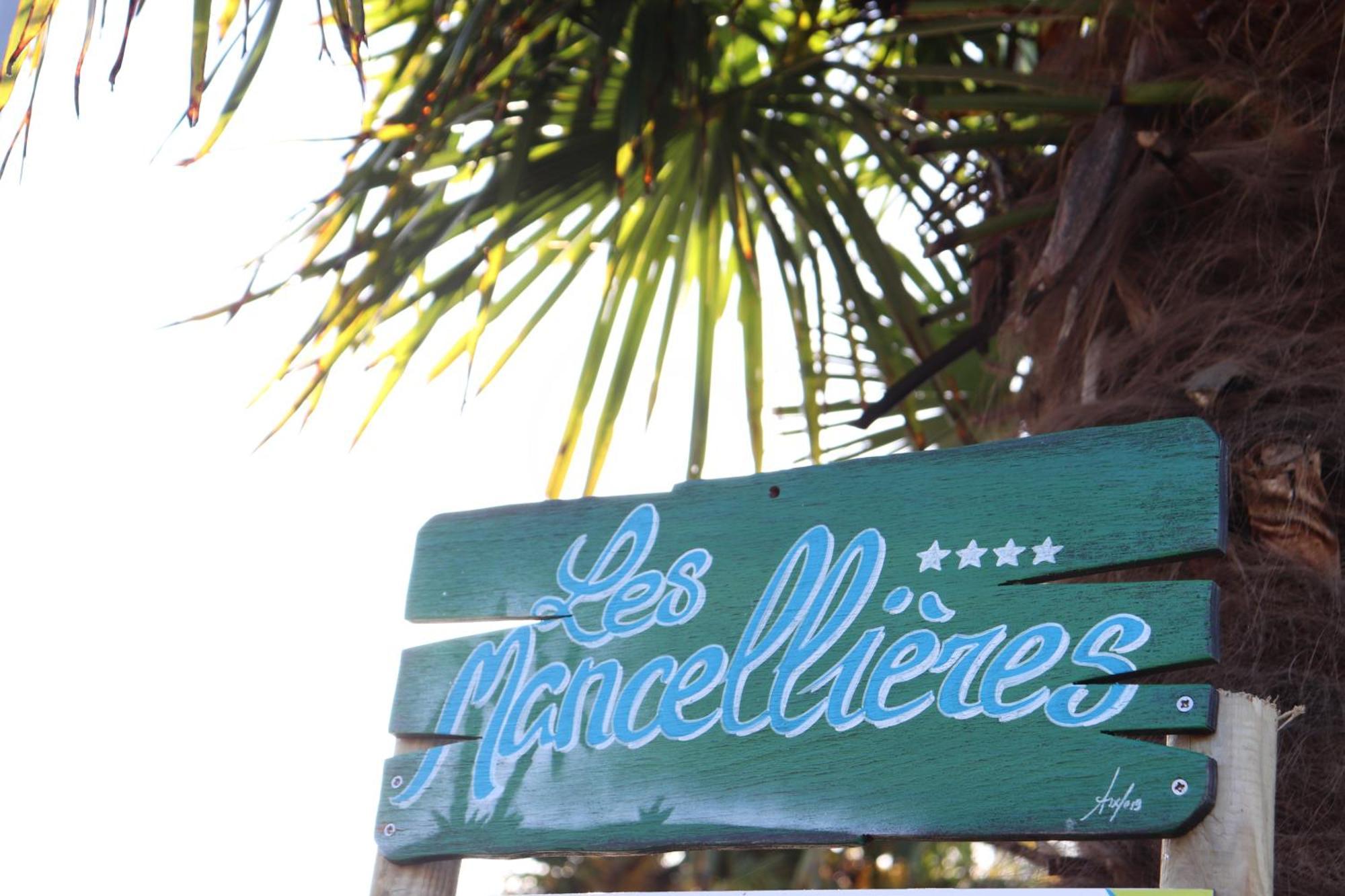 Camping Les Mancellieres Avrille  Exterior photo
